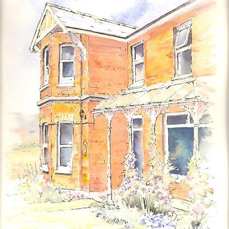 Old Church House Newport  Luaran gambar