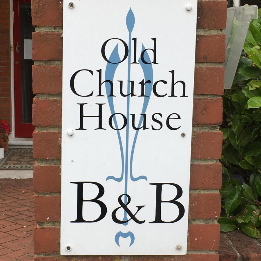Old Church House Newport  Luaran gambar